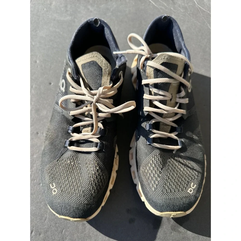 On Cloud X Women's Running Shoes Black‎ White Swiss Engineering Sneakers Size 9